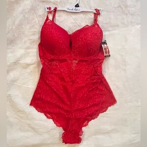 French Affair Elegant Red push-up Bodysuit Lace Bra w/Adjustable Straps size XL